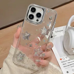 Transparente iPhone Hülle mit silbernen 3D-Sternen und Glitzer-Pailletten in stilvoller Ansicht
