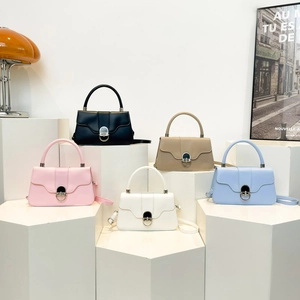 Minimalist shoulder bags in five colors with metal buckle and adjustable straps