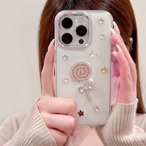Elegante transparente iPhone-Hülle dekoriert mit funkelnden Strass-Sternen und Lolli