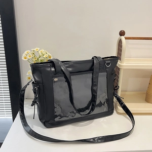 Sac fourre-tout noir ita avec fenêtre PVC transparente et bandoulière réglable