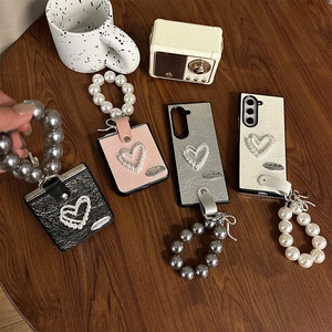 Luxury Heart Artificial Pearl Rhinestone Phone Case With Detachable Wrist Strap For Samsung Galaxy Z Flip Fold Faux Leather Fashion