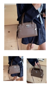Dreifache Ansicht der braunen Handtasche mit Litschi-Muster, Crossbody- und Detailansichten