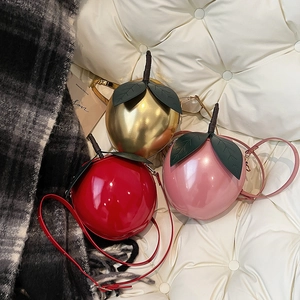 Sacs à bandoulière créatifs en forme de fruits de couleurs or, rouge et rose