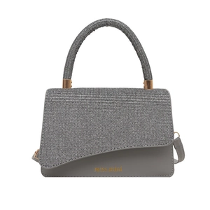 Borsa a mano grigia minimalista in tessuto intrecciato con tracolla e scritta miss.mini