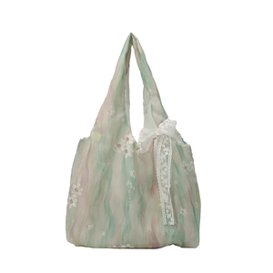 Sac fourre-tout à broderie florale avec nœud en dentelle blanche sur tissu dégradé