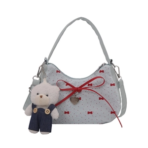 Sac hobo bleu à nœuds rouges avec charm ours en peluche mignon pour femmes