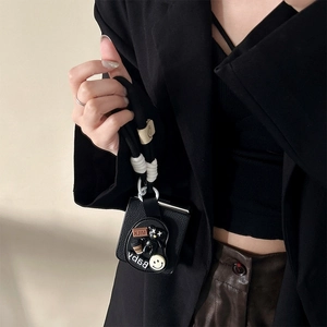 Coque Z Flip en cuir avec ours mignon et cordon bandoulière au style minimaliste