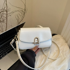 Sac Bandoulière Femme Cuir PU Avec Boucle Dorée En Arche Sac À Épaule Rétro Minimaliste Pour Le Quotidien Petit Sac Carré