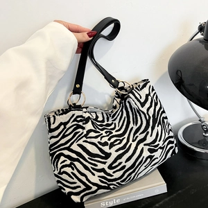 Borsa Tote in Tela con Stampa Zebra Leopardata Retro per Donna Borsa a Tracolla di Grande Capacità con Anello in Metallo Chic Stile Harajuku