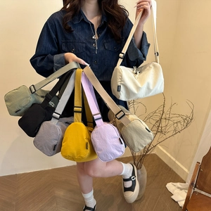 Fashion Women Lightweight Nylon Crossbody Bag Large Capacity Casual Shoulder Bag Adjustable Strap Streetwear Pouch For Ladies
