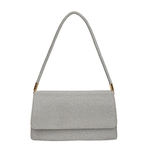 Pochette enveloppe argentée scintillante avec chaîne pour soirées et galas élégants