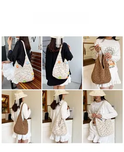 Détails de plusieurs sacs fourre-tout tricotés à la main avec motifs floraux et grande capacité