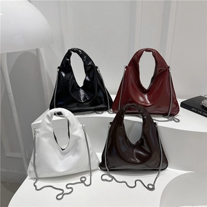 Fashion Women Glossy PU Leather Shoulder Bag Triangle Hobo Handbag With Metal Chain Strap Large Capacity Solid Color Casual Tote