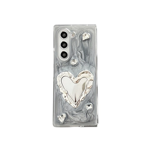 Custodia glitter argento per Samsung Z Flip 6 con cuore metallico 3D e strass