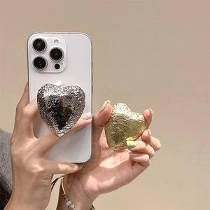 Folded metal texture heart-shaped phone socket stand in silver and gold finish