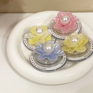 Supports téléphone fleurs en nacre avec perle en rose, bleu et jaune