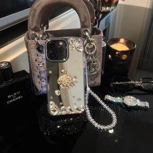 Luxury rhinestone swan mirror phone case for iPhone with clear beaded wrist strap