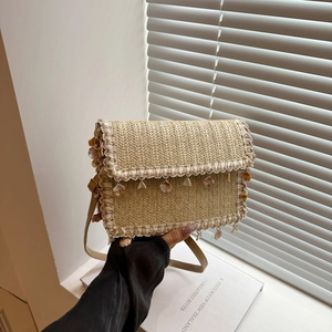 Bohemian Straw Woven Crossbody Bag For Women Tassel Shell Decoration Summer Beach Vacation Shoulder Bag Khaki White