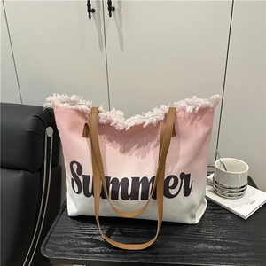 Sac de plage en toile dégradé rose et blanc avec texte Summer et anses en cuir marron élégant