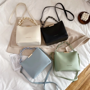 Fashion Women PU Leather Crossbody Bag Acrylic Chain Handle Shoulder Bucket Bag Simple Style For Daily Commute