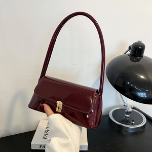 Minimalist Women Patent Leather Underarm Bag Fashion Glossy Solid Color Shoulder Bag Gold Buckle Retro Baguette Bag Gift