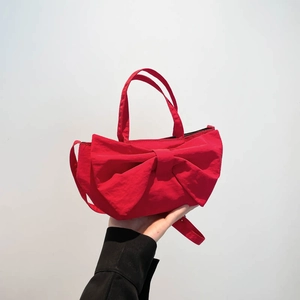 Sac à bandoulière rouge tendance pour femmes avec nœud papillon et sangle réglable