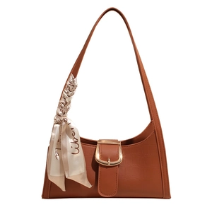 Sac sous le bras vintage marron crocodile avec boucle dorée et foulard en soie