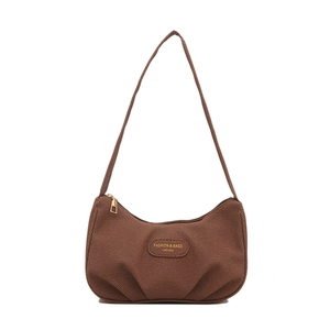 Elegante borsa sottobraccio a pieghe marrone con design coreano minimalista per donne