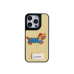 Custodia per iPhone in pelle gialla con bassotto ricamato e patch Goodluck