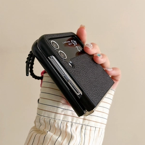 Custodia in pelle nera motivo litchi per Samsung Galaxy Z Flip con cinturino di perline