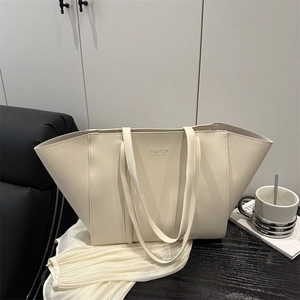 Sac cabas minimaliste en cuir blanc cassé avec logo FASHION et grande capacité pour femme