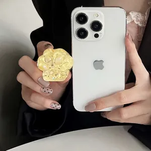 Support de téléphone en forme de patte de chat pailletée avec effet cristal poli