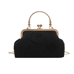 Sac à main brodé noir élégant avec papillon 3D et poignée en métal doré