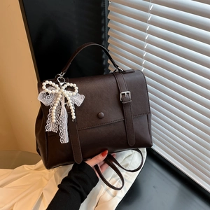 Sac à dos vintage marron foncé style académie avec nœud décoratif en dentelle et perles