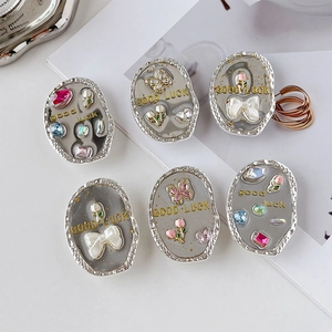 6er-Set Good Luck Handyhalter mit Strasssteinen, Schmetterlingen und Blumendesigns