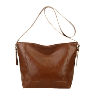 Brown vintage faux leather tote bag with large capacity and adjustable shoulder strap
