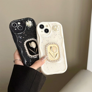 Sparkly tulip flower phone case with pearl decor and wavy edges for iPhone 16/17 Pro