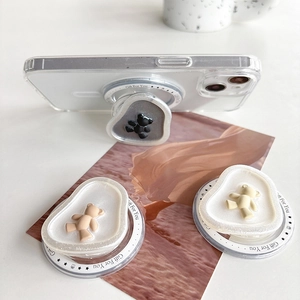 Magnetic pop-out phone sockets with cute 3D bear on pearlescent base for Magsafe use