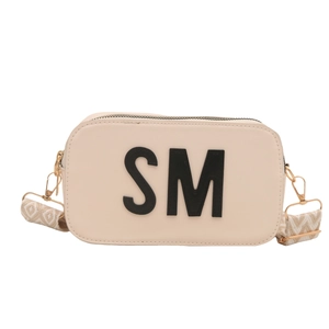 Sac bandoulière en cuir blanc cassé avec logo SM et large sangle tissée géométrique