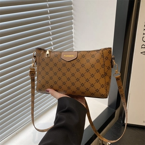 Borsa a tracolla marrone in PU con stampa geometrica vintage e tracolla regolabile