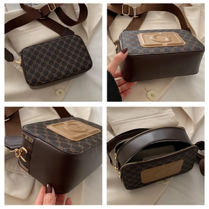 Vues détaillées du sac monogramme rétro montrant l'intérieur et la bandoulière large
