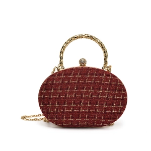 Elegant plaid tweed evening clutch bag with gold chain and diamond clasp for women