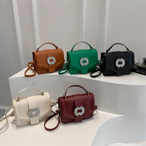 Retro crossbody bags for women with diamond buckle in five stylish vintage colors