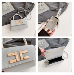 Détails d'un petit sac bandoulière montrant la texture tissée et finitions dorées