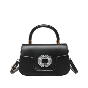 Sac à main noir élégant avec boucle en cristal et bandoulière pour femmes chic