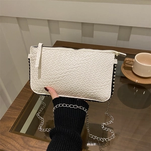 Women Woven Texture PU Leather Chain Crossbody Bag Small Shoulder Messenger Bag With Rivet Embellishment Clutch Purse For Daily Party