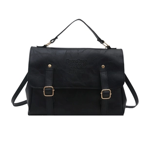 Zaino vintage da donna in pelle PU nera ad alta capacità con fibbie metalliche