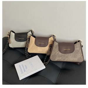 Borsa A Spalla Sottobraccio Da Donna Pelle PU Tessuto Giunzione Retro Borsa A Tracolla Con Ciondolo Racchetta Da Tennis Semplice