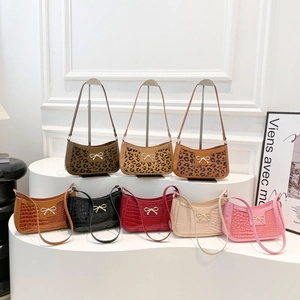 Sac À Épaule Baguette Pour Femmes Motif Crocodile Imprimé Léopard Similicuir Avec Nœud Métallique Sac Sous Les Aisselles