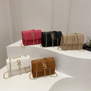 V-Quilted Women Shoulder Bag PU Leather Chevron Flap Crossbody Purse With Gold Chain And Metal Tassel S Logo Trendy